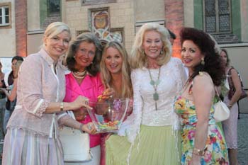 Michaela Merten, Gisela Westphal, Eva Grnbauer, Birgit Bergen und Margit Gruber. Foto: Andrea Pollak