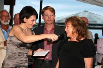 Sabine Buchmeier im Interview mit Heidi Winkler und Dr. Christian Behr. Foto: Andrea Pollak