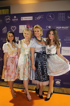 Claudia Effenbergs Dirndl Kollektion. Foto: Andrea Pollak