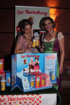 Claudia Peters und Christina Trb, Nuckelkrug.de. Foto: Andrea Pollak